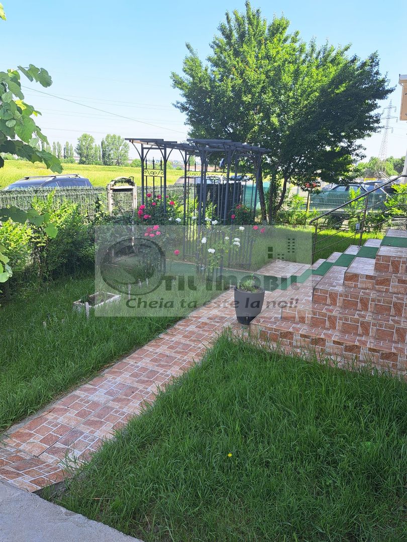 Casa/Vila  Bucium - 1700 euro - Poză 27