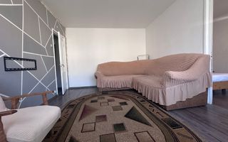 Etajul 3! Inchiriere apartament cu 2 camere in Targoviste - micro 11 - Poză 1