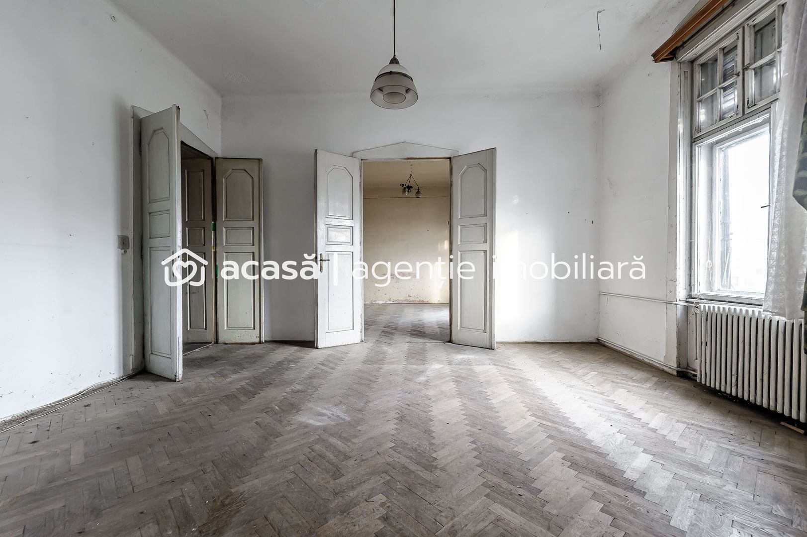 VÂNDUT! Apartament 4 camere, etaj 1, în Palatul Steiner, Arad - Poză 7