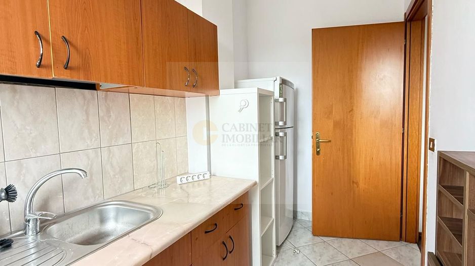 2 camere l Piata Romana | Dressing generos l Balcon deschis - Poză 6