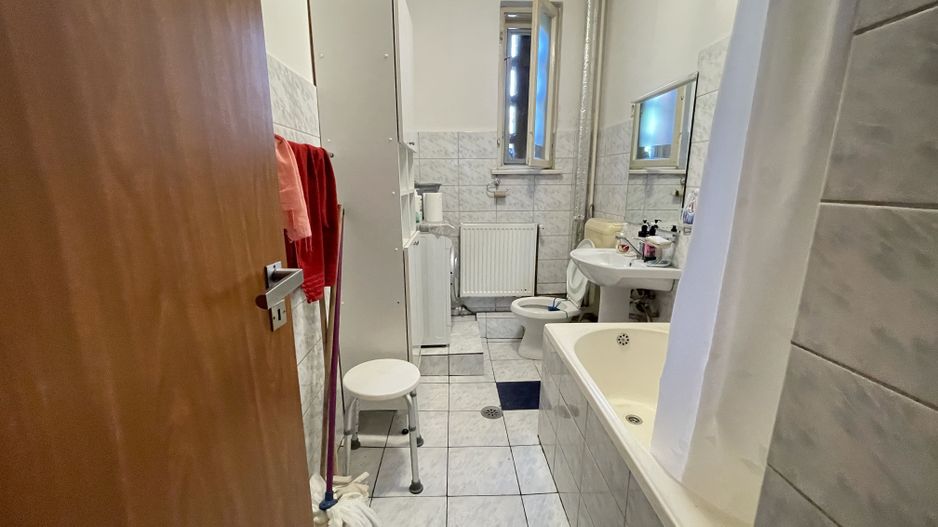 Apartament cu 2 camere in bloc de cărămidă , etajul 1 - Poză 18