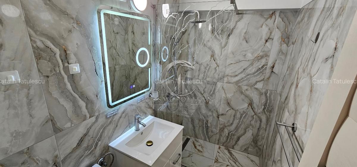 Apartament cu 2 camere ultracentral etaj 1 renovat mobilat utilat - Poză 14