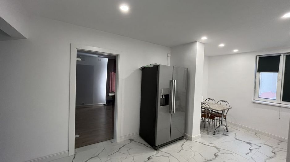 Apartament 3 camere zona Bd. 1 Decembrie 1918 - Sectia 13 Politie - Poză 3