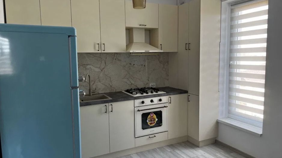 AP. 2 CAMERE- ANDRONACHE, PARCARE INCLUSA, CENTRALA, NEGOCIABIL - Poză 6