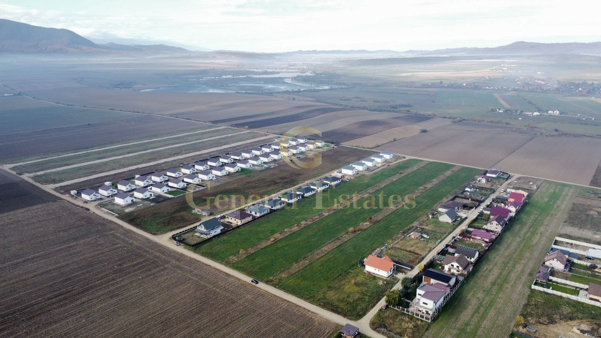 Teren de vânzare – Hălchiu, Brașov | Ideal investiție / dezvoltare rez - Poză 4