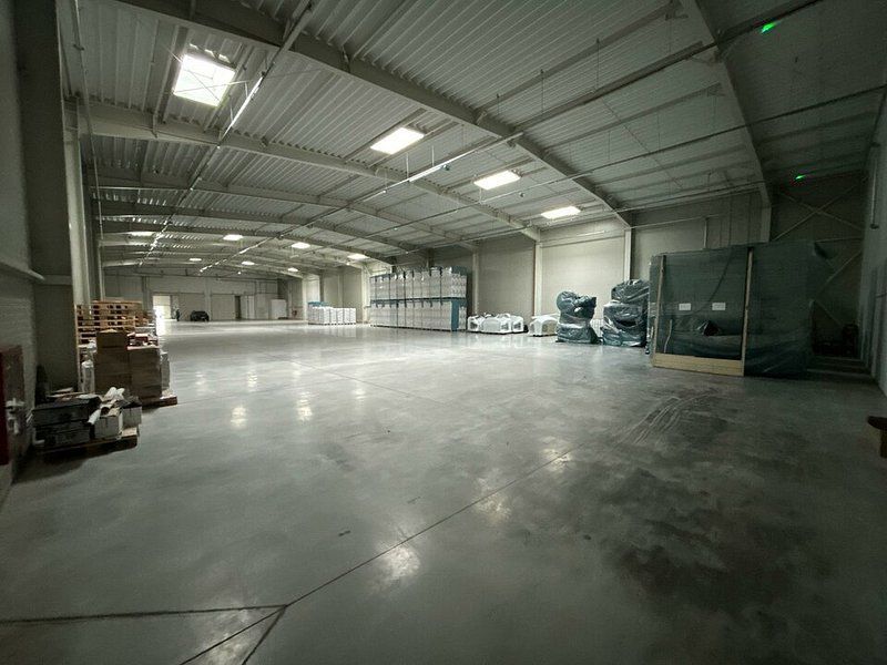 Spatiu industrial de inchiriat, 2.385 mp suprafata utila - Poză 6