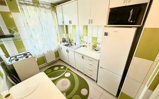 3 Camere Renovat - Etaj Intermediar - Podu Ros Primaverii - Poză 9