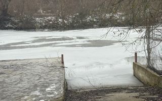 Vila modernă de închiriat pe termen lung – Siliștea Snagovului,  Jacuzzi  Ponton - Poză 26