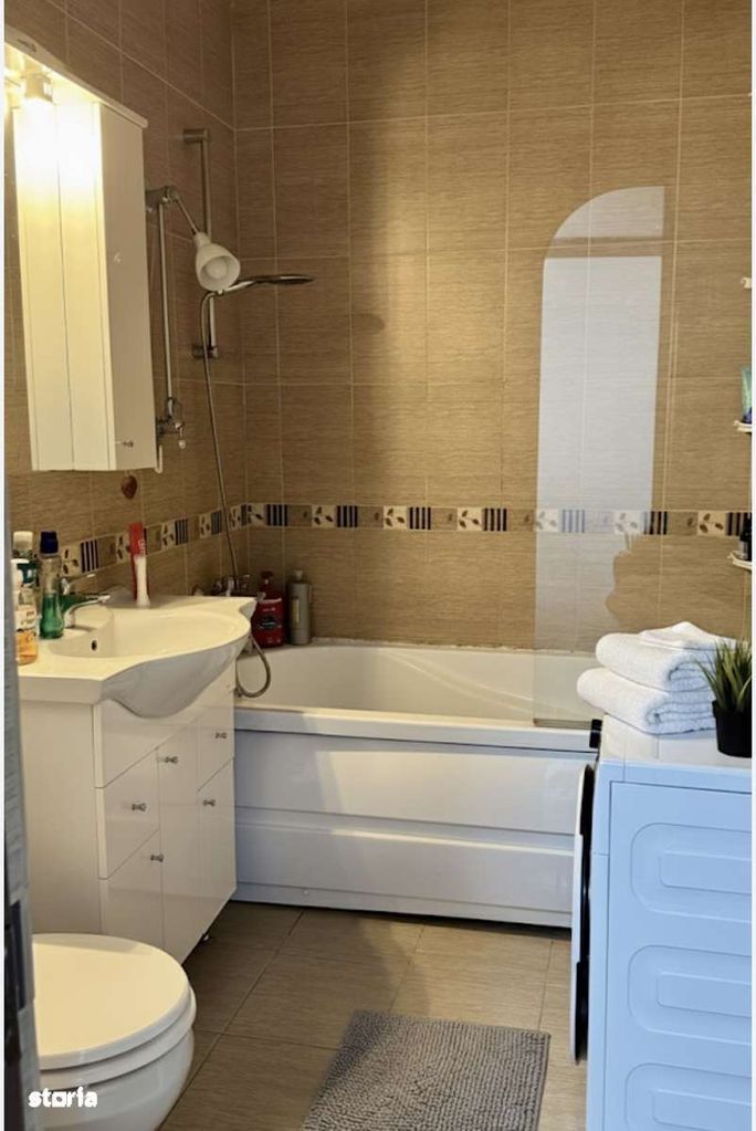 PF vand apartament 3 camere 70mp in curte la Vivo nu se plateste tva - Poză 9