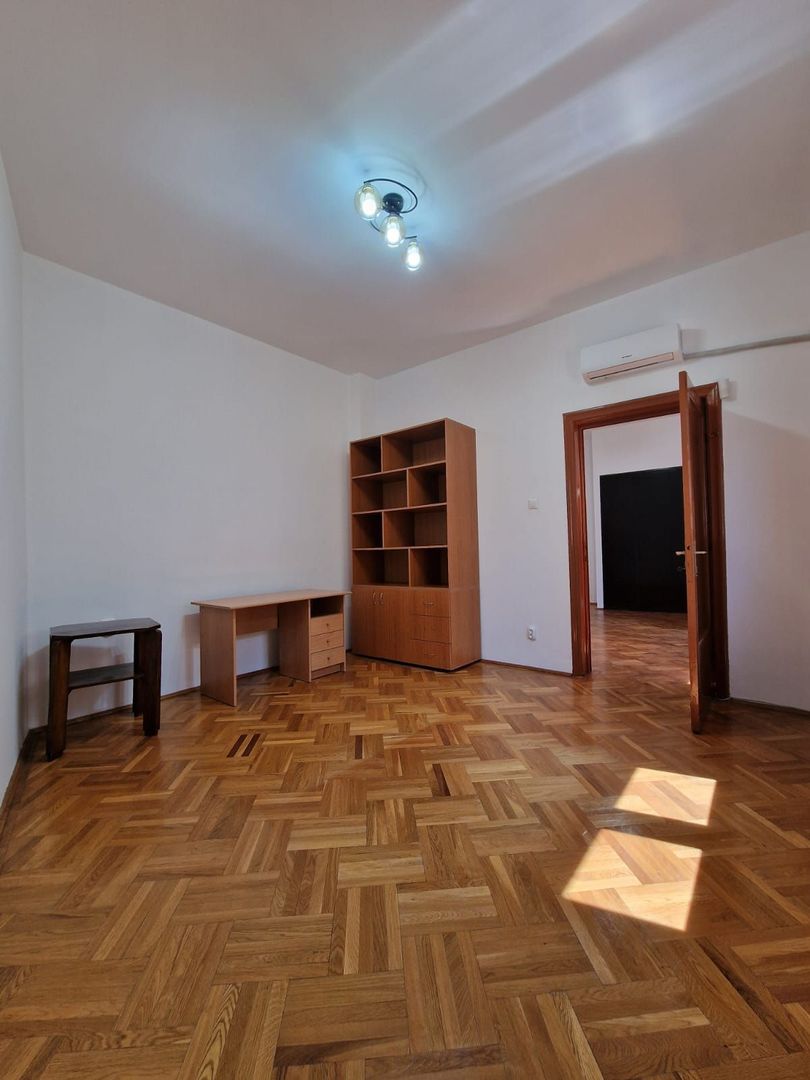 Vila 4 camere pretabila firma - Poză 20