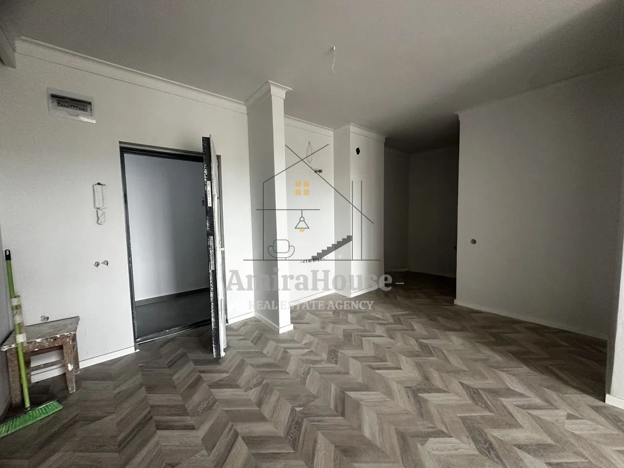 Apartament 3 camere cu CF, finisat, imobil nou, zona pod Ira - Poză 3