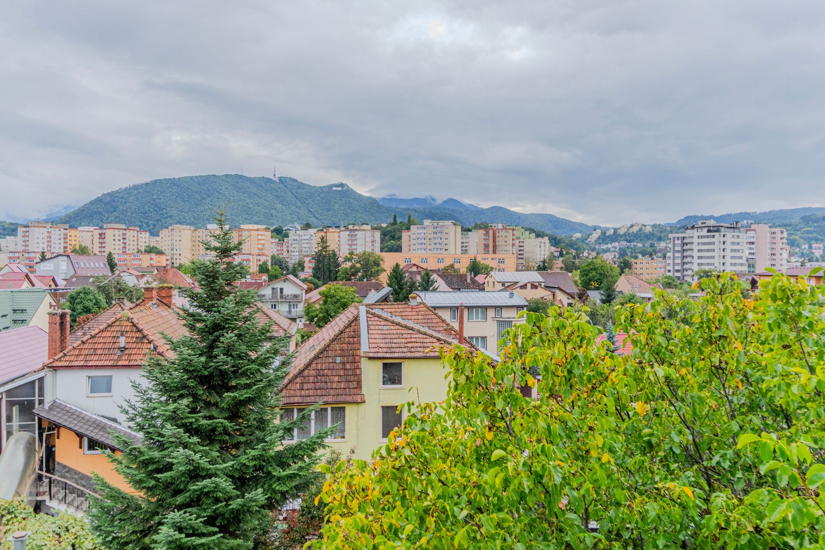 Cladire de 902 mp utili de vânzare, zona Grivitei - DN 13, COMISION 0 - Poză 47