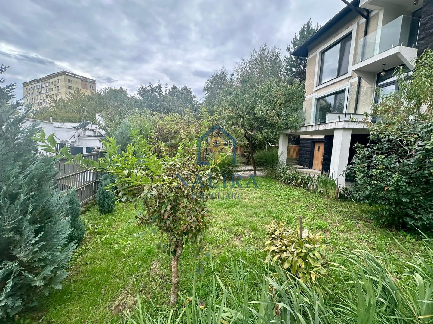 Casă deosebită D+P+1, Baia Mare - Poză 21