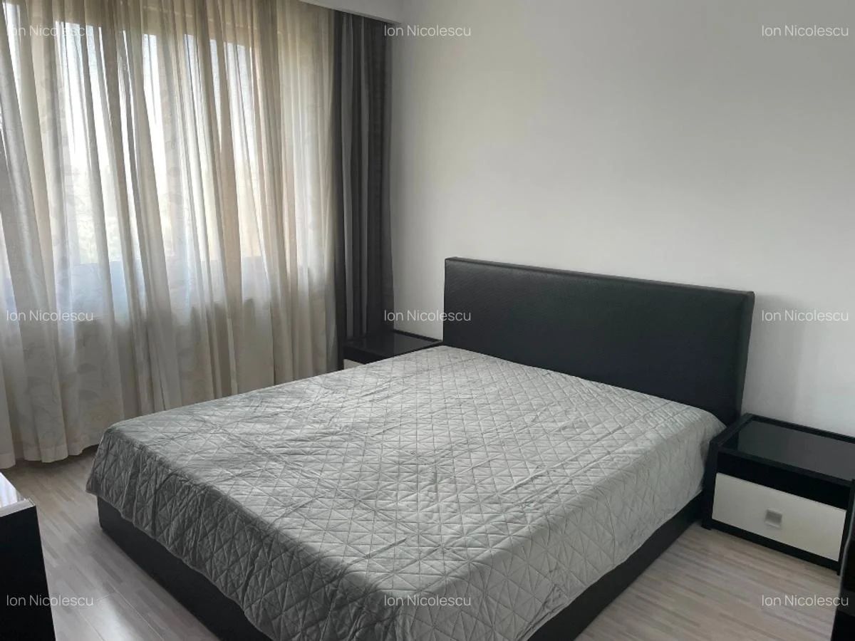 APARTAMENT DE LUX DECOMANDAT BLOC REABILITAT METROU GORJULUI - Poză 2