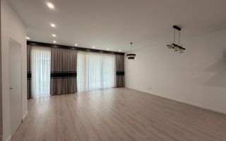 VILA CU 5 CAMERE LA PRIMA INCHIRIERE IN COMPLEX REZIDENTIAL - Poză 1