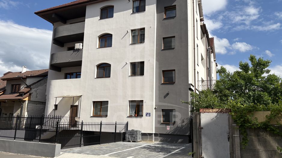 Apartament de Lux cu 3 Camere pe Str. Oituz – Garaj & Terasă - Poză 1