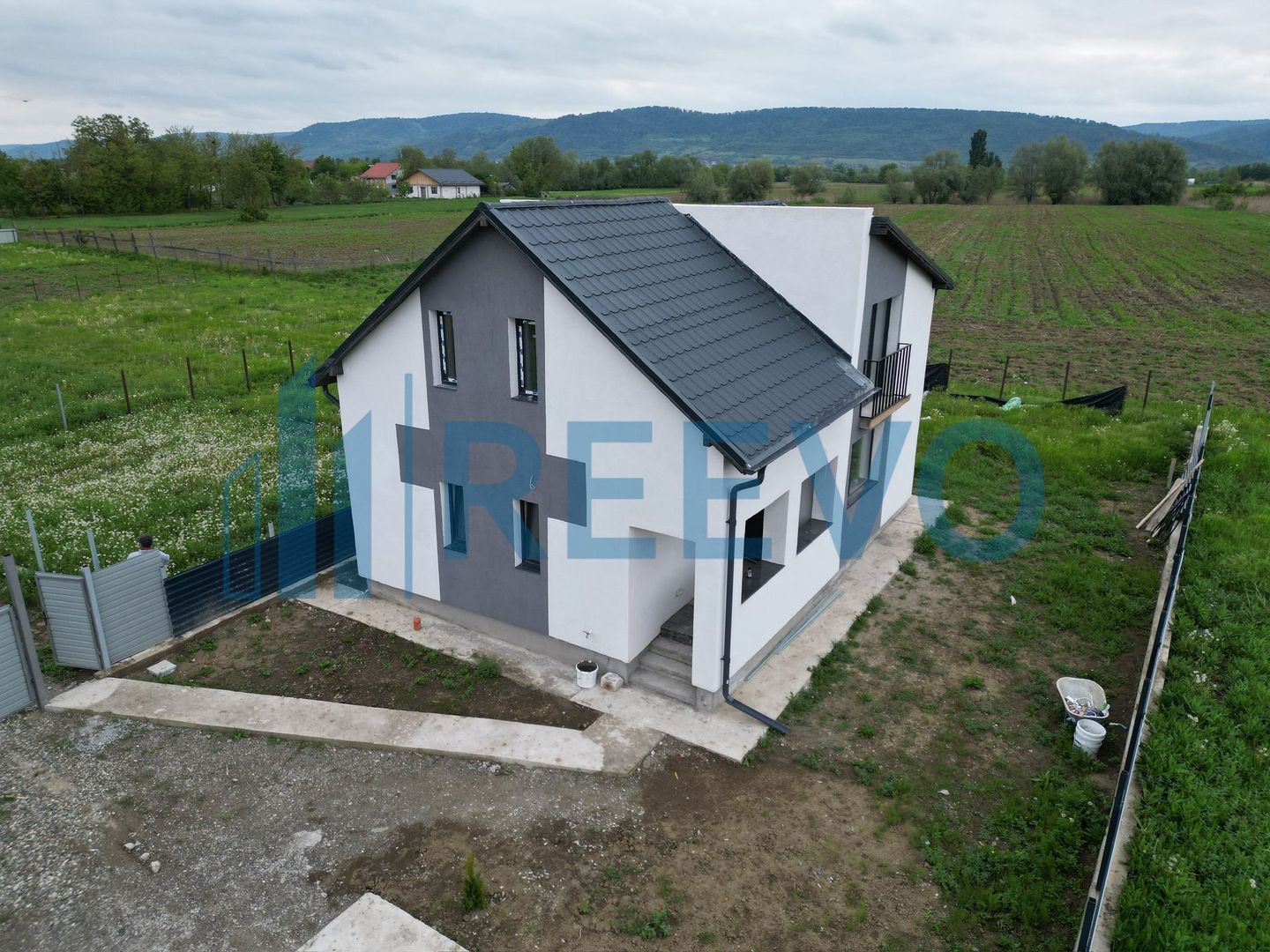 Casă/Vilă de vânzare Sat Siretu, Com. Letea Veche, Bacău - Poză 10