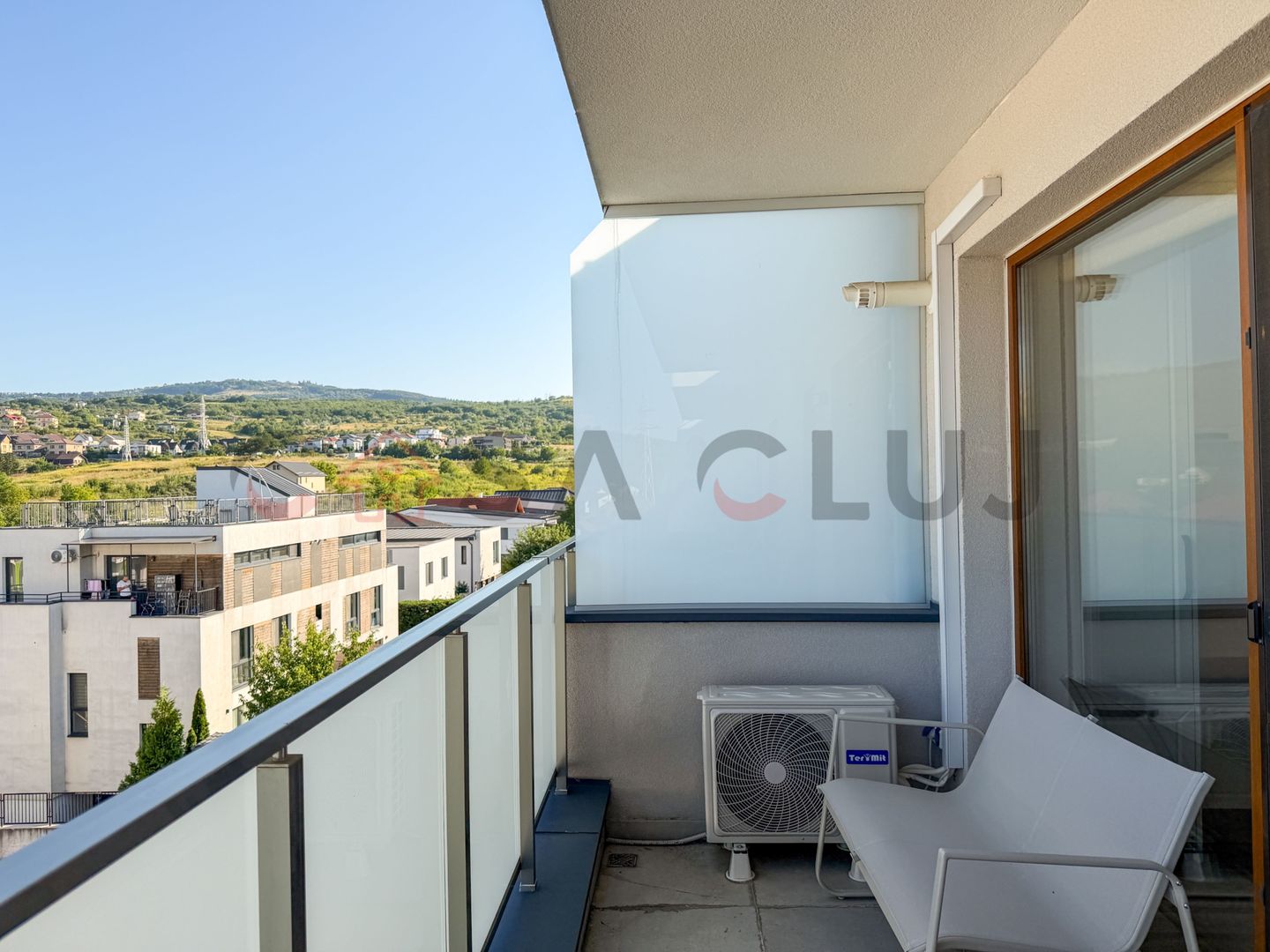 Apartament modern cu 3 camere, 68 mp + terasă 15 mp – Borhanci - Poză 15