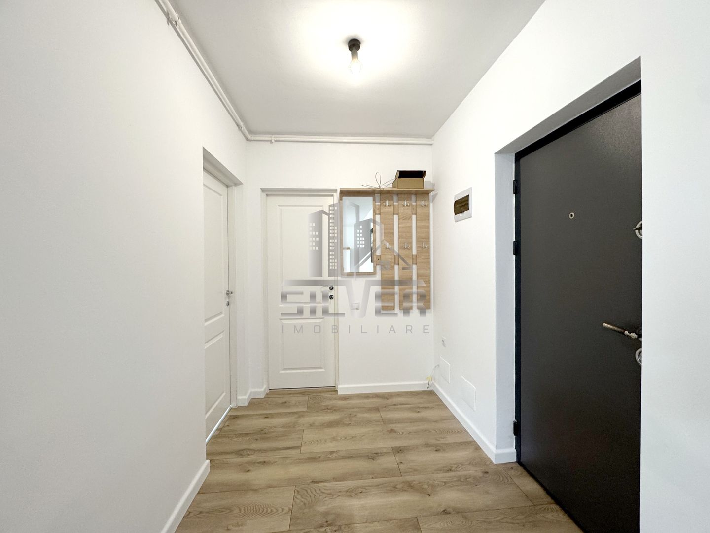 Apartament cu 2 camere/terasa 37 mp/garaj/imobil calitativ/Eroilor - Poză 14