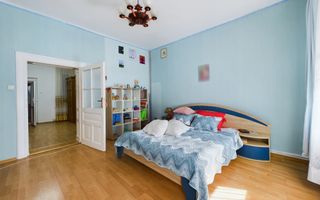 Casă individuală cu 4 camere, zonă centrală - Poză 4