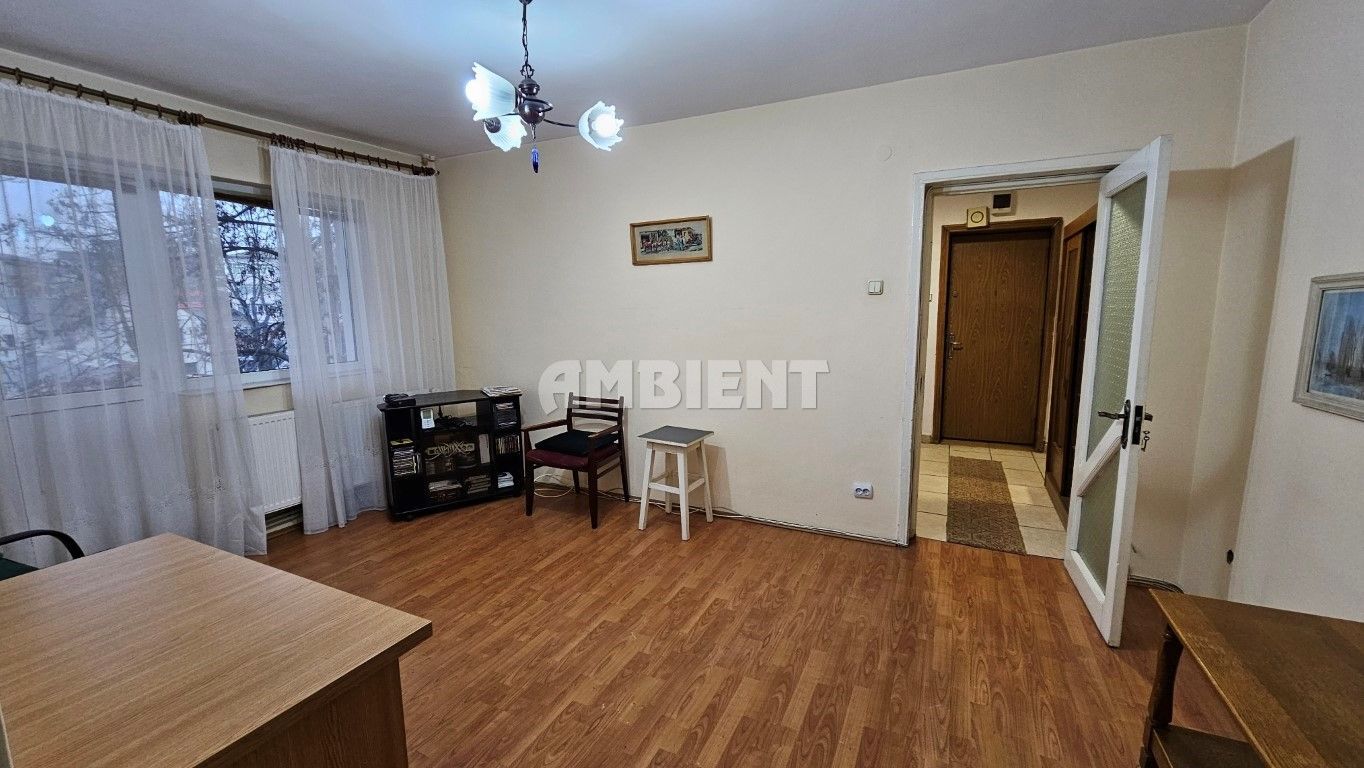 Apartament 4 camere, etaj 1, zona DONICI; - Poză 4