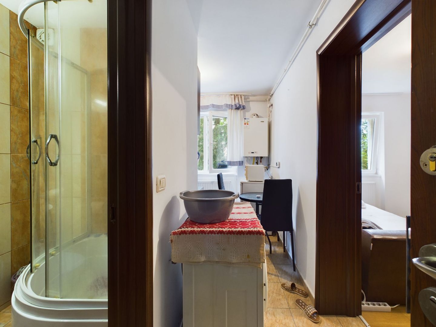 Garsoniera confort 1 - Poză 3