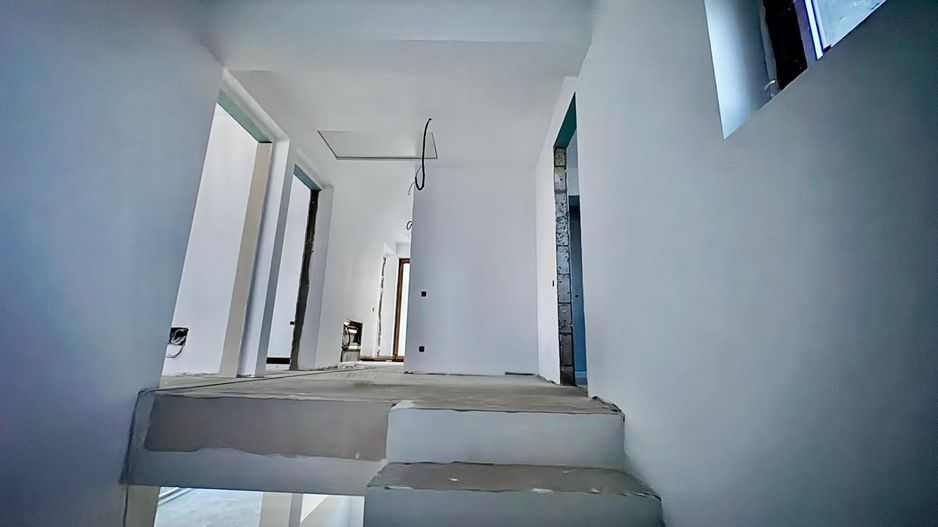 Casa duplex cu 2 locuri de parcare - Poză 14