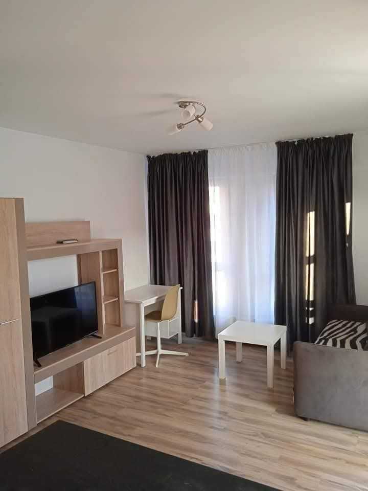 Apartament 2 de vanzare camere sector 4 - Poză 1