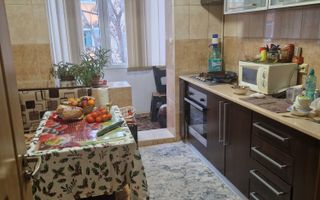 VANZARE 3 CAMERE - DECOMANDAT- DRISTOR-10 min de metrou - Poză 5