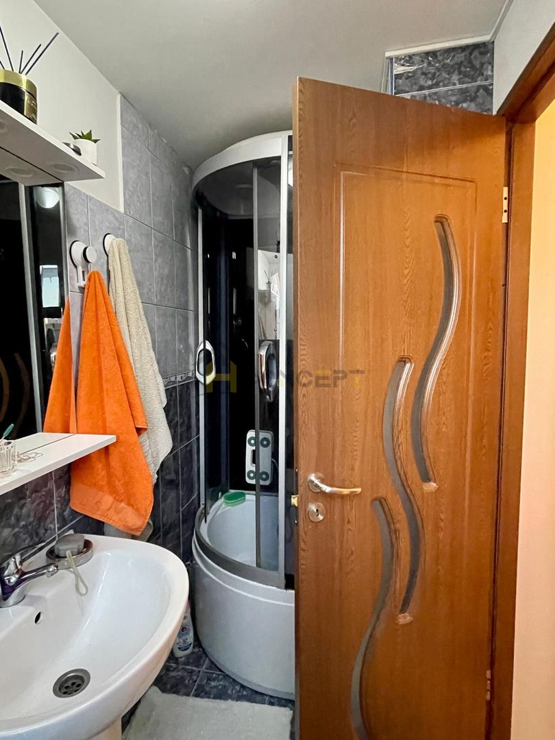 Ap modern 3 camere mansarda mobilat/utilat centrala proprie - Poză 8