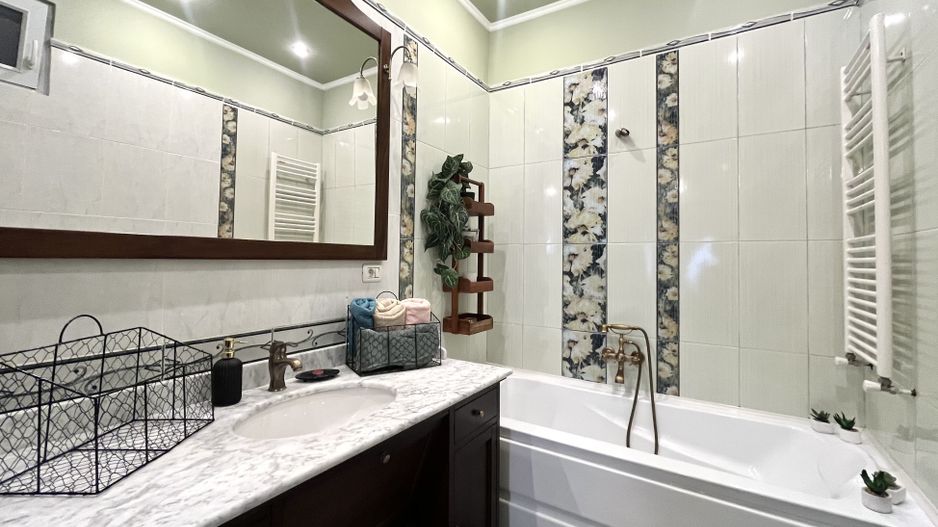 Apartament grandios cu vedere spectaculoasă spre Piața Libertății - Poză 27