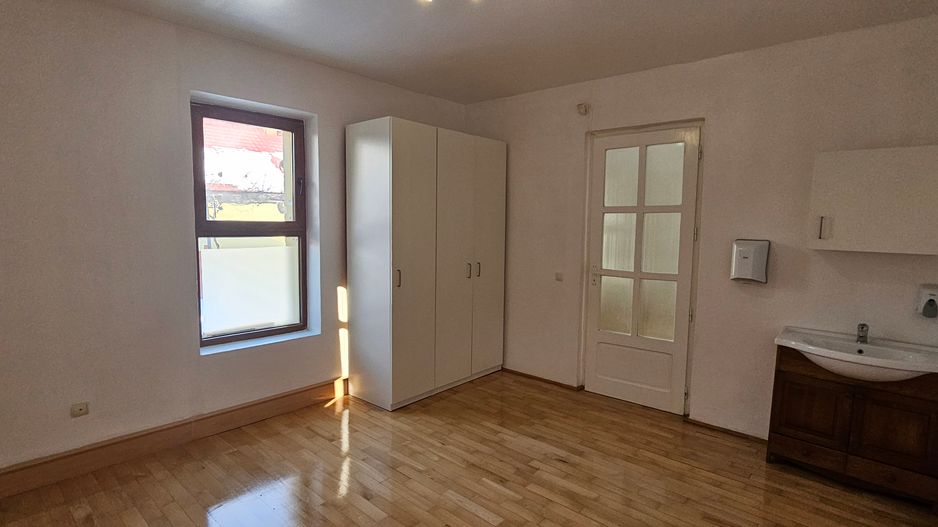 Casa de inchiriat in Andrei Muresanu, str. Anatol France - Poză 9
