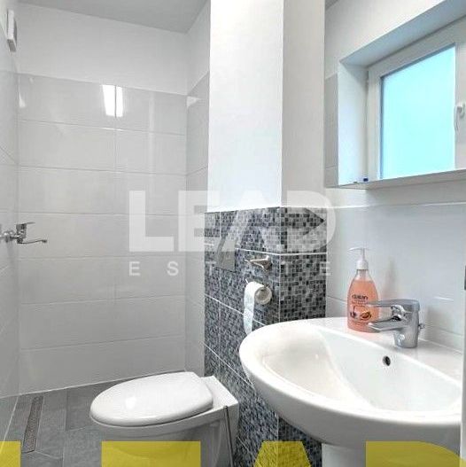 Casa renovata complet! 210 mp utili pe teren de 548 mp! - Poză 21