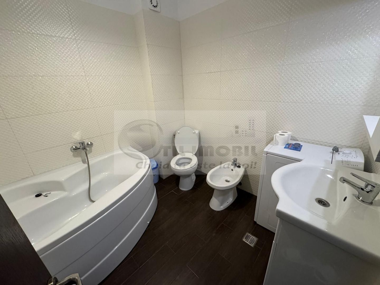 Apartament 2 camere decomandat, parcare subterana, cartier Visoianu - Poză 6