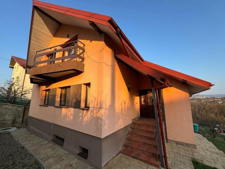 Hlincea, str.Mănăstirii, CIUREA, Iaşi + 1.700 mp teren şi Vilă (D+P+M) - Poză 4