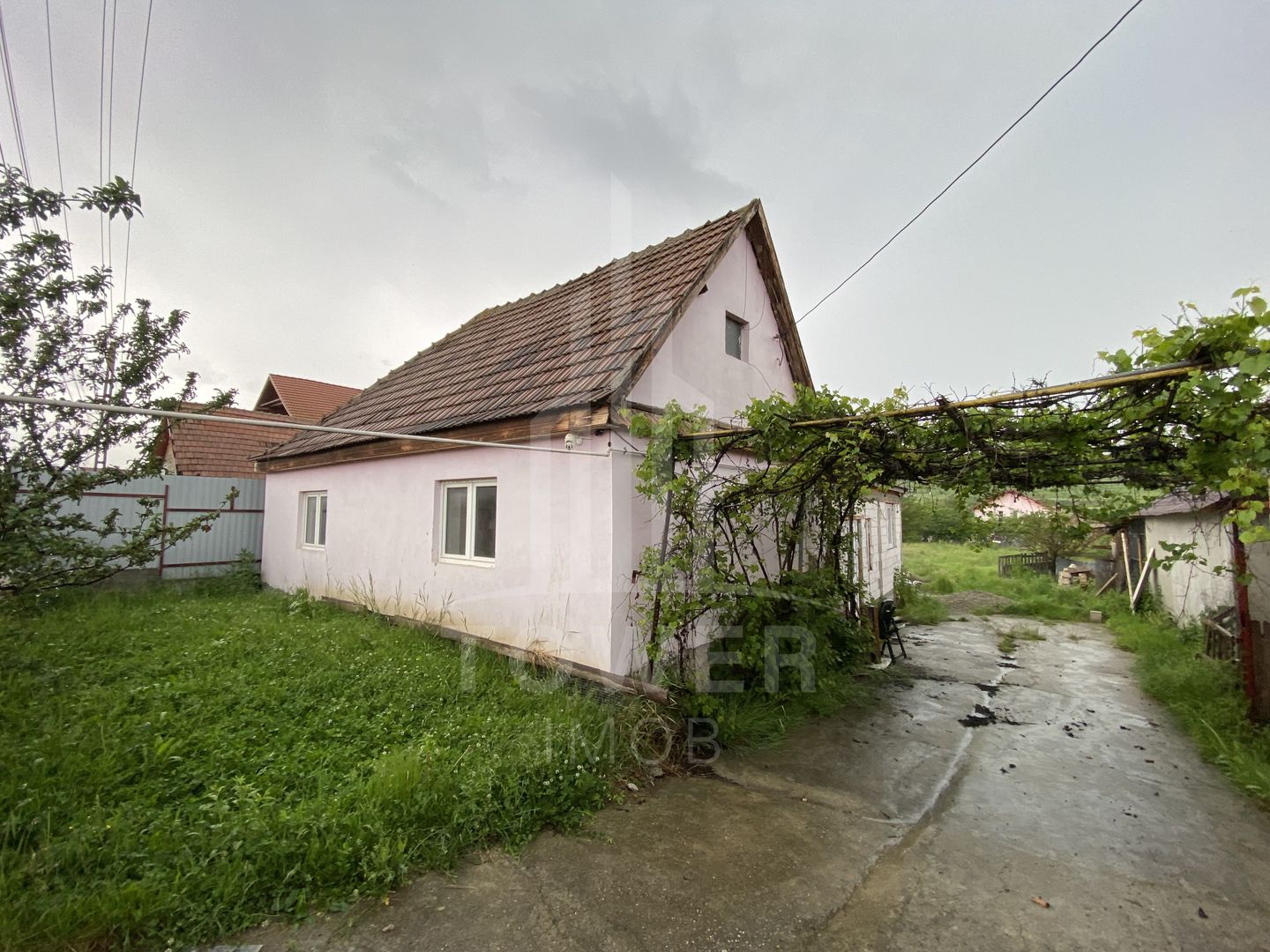 Casă de vânzare | 100 mp utili | Teren 980 mp | Daia - Poză 1