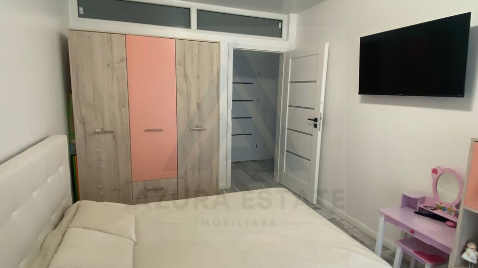 Apartament 3 camere 2 bai curte 85 mp 2 locuri de parcare in Selimbar - Poză 6