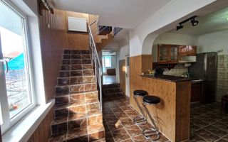 Casă 6 Camere | Sistem fotovoltaic 6.4 kW | Garaj | Lazaret - Poză 5