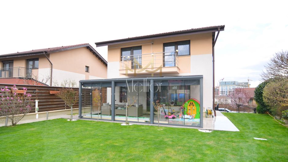 Casă spațioasă de vânzare în Gheorgheni – vedere spre parc - Poză 20