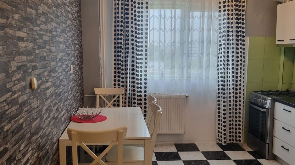 Apartament 2 camere bloc 1981 Lujerului, Militari - Poză 1