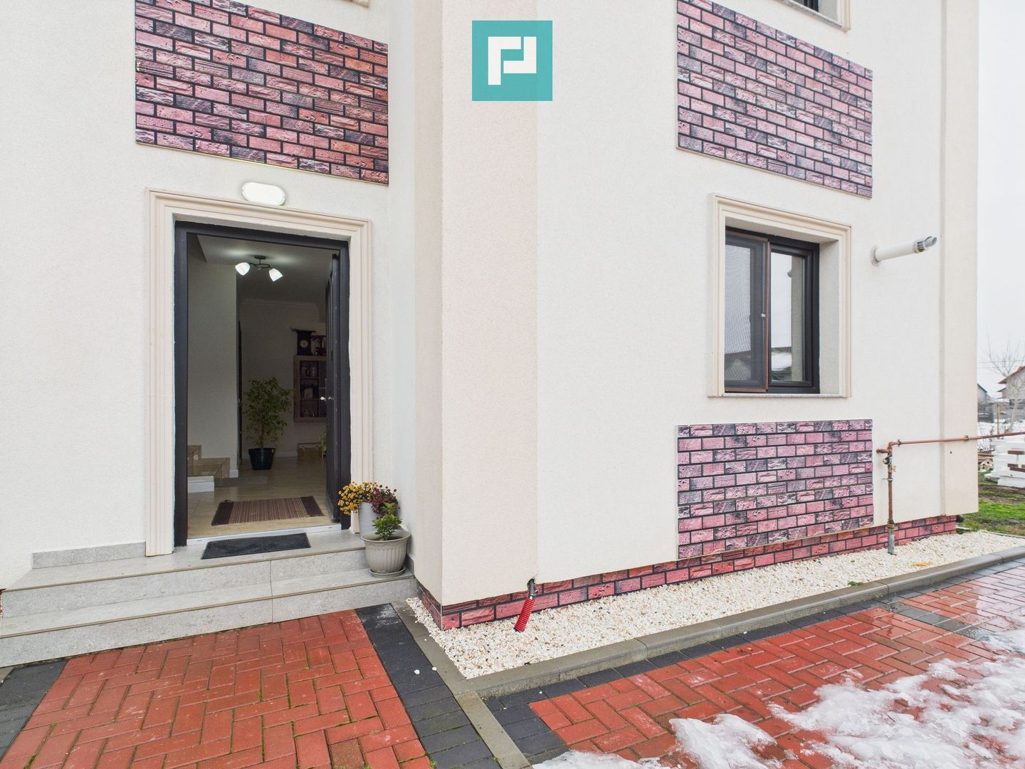 Casă în Giarmata P+1-zona dezvoltată - Poză 1