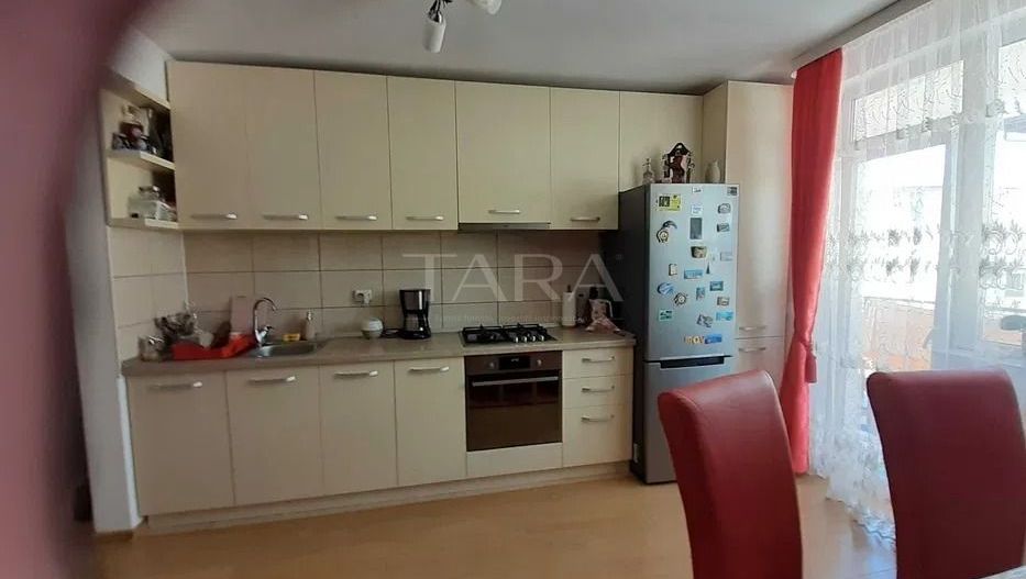 Apartament decomandat, 62 mp, 2 balcoane și parcare, Terra, Florești. - Poză 3