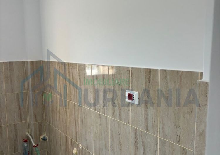 Apartament complet renovat, 3 camere, de vânzare în Carjoaia, comuna Cotnari, județul Iași - Poză 2