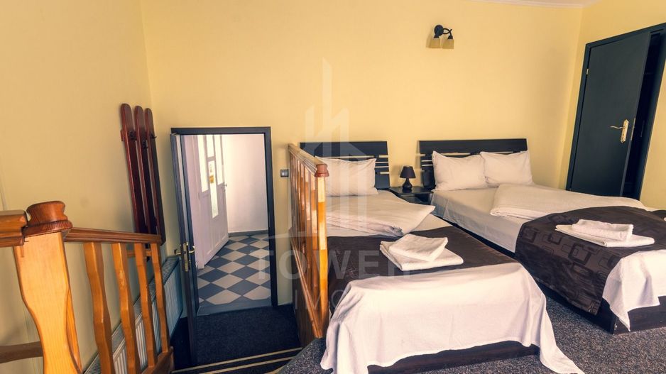 Pensiune de vanzare zona Centrala Sibiu - Poză 6