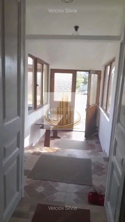 Casă individuală Dudeștii Noi | 2.526 mp teren | Pivniță - Poză 1