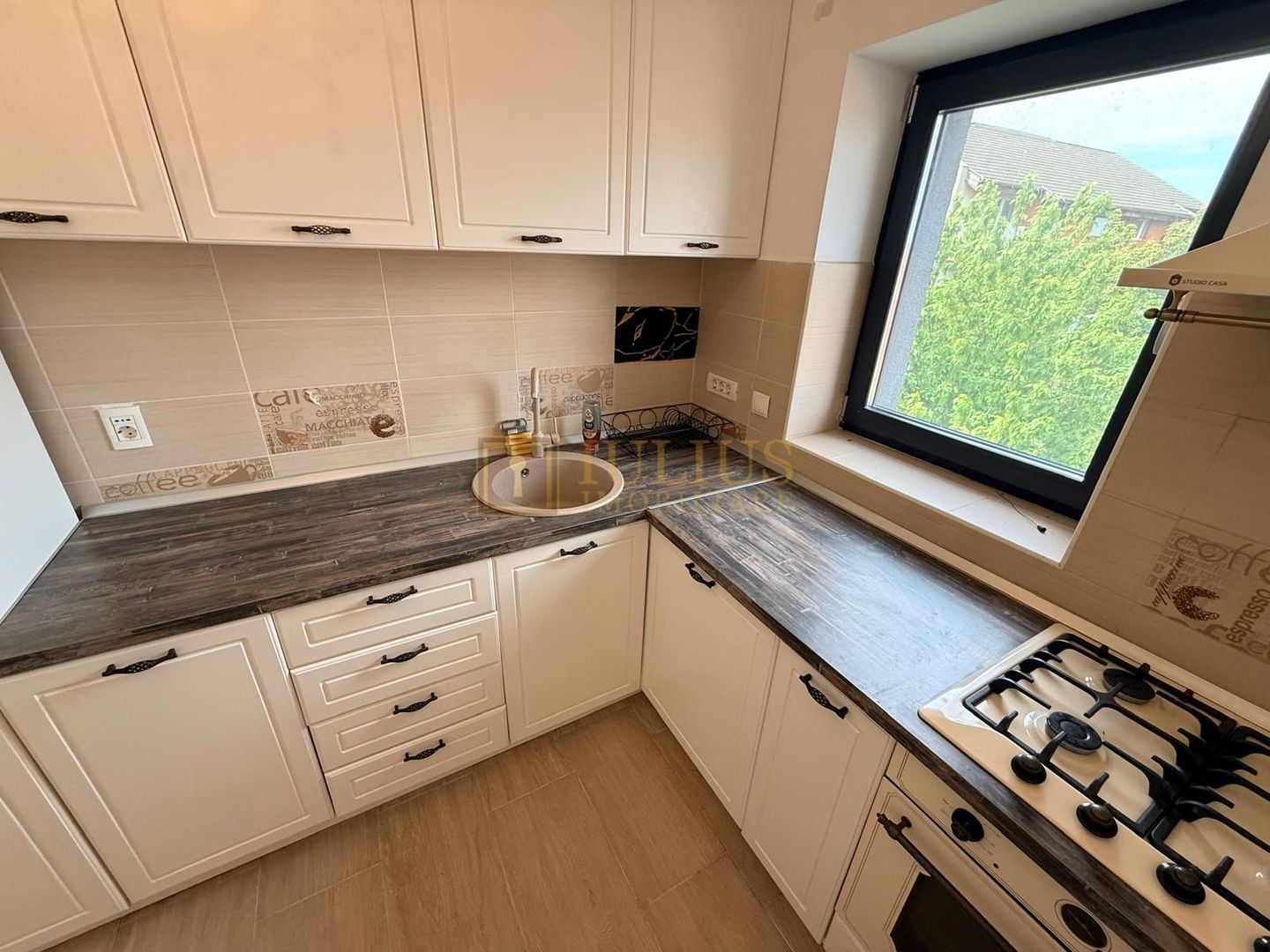 2 camere| Dumbravita| parcare inclusa| apartament superb| zona linistita| - Poză 12