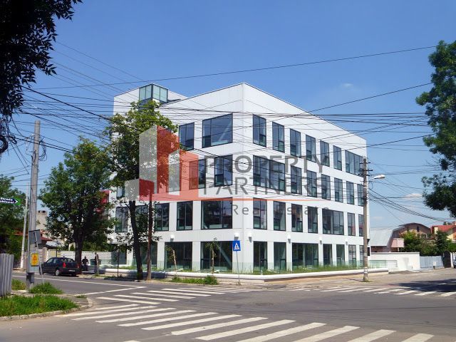 Spatiu comercial - showroom - Poză 1