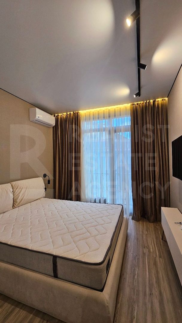 Chirie, apartament 3 camere, str. Lacului, Centru - Poză 3