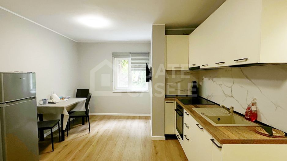 Apartament 2 camere, decomandat, zona Între Lacuri - Poză 1