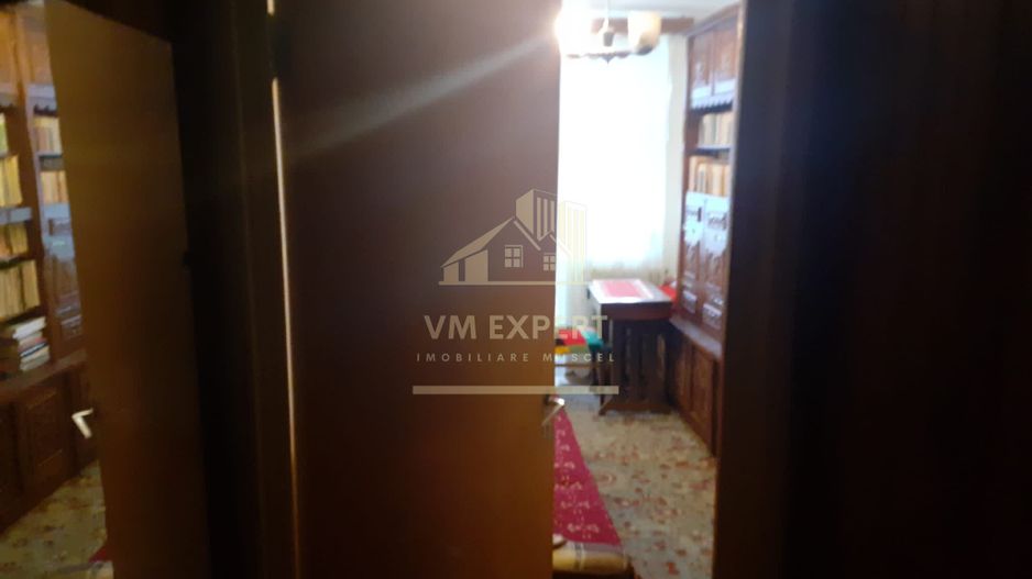 APARTAMENT 3 CAMERE, ETAJ 1, CAMPULUNG, PRET 43000 EURO - Poză 7